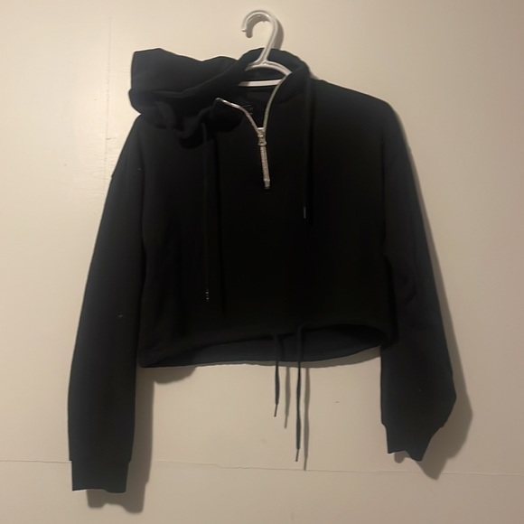 Forever 21 Cropped Hoodie - Picture 2 of 2